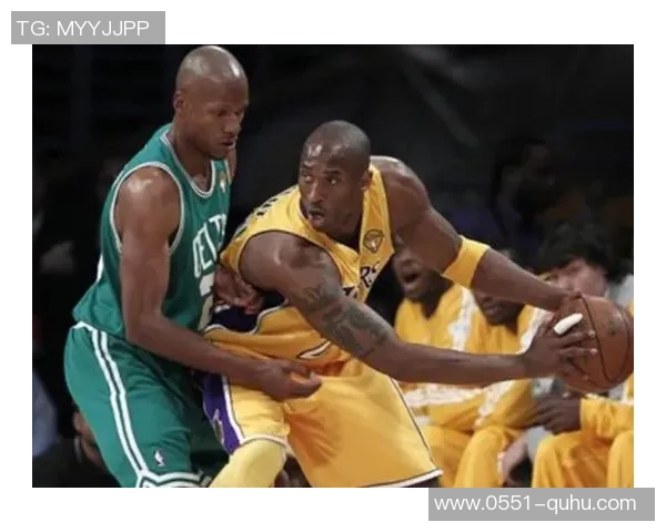 湖人队与灰熊队激战正酣谁能在季后赛中笑到最后